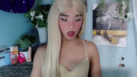 Snapshot of hot_khianna chatting on 04/16/26, 09:39 Khianna online show from 04/16/26, 09:39