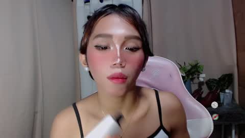 Snapshot of hot_khianna chatting on 05/04/26, 02:24 Khianna online show from 05/04/26, 02:24