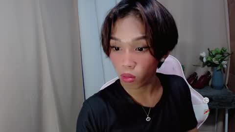 Snapshot of hot_khianna chatting on 05/08/26, 06:35 Khianna online show from 05/08/26, 06:35