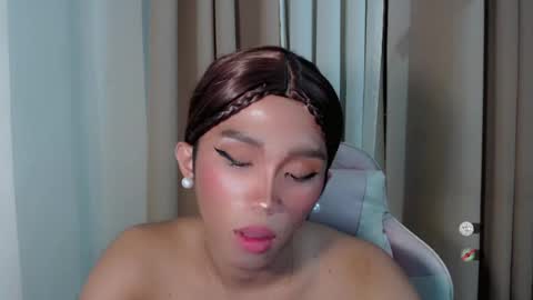 Snapshot of hot_khianna chatting on 08/06/26, 06:54 Khianna online show from 08/06/26, 06:54