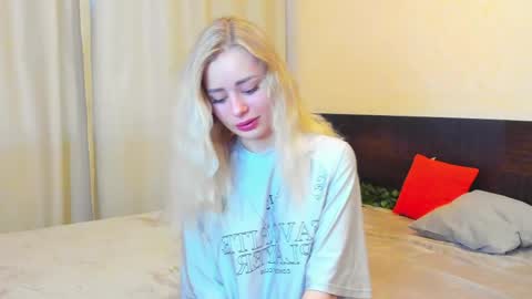 hot_kittie_hot online show from 06/05/26, 01:56