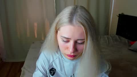 hot_kittie_hot online show from 06/13/26, 07:39