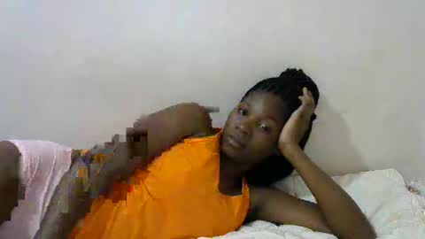 LONNAH online show from 02/05/25, 12:06