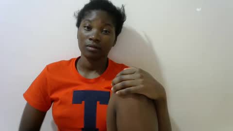 LONNAH online show from 03/04/25, 02:10