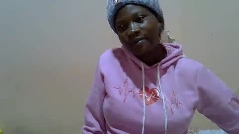 LONNAH online show from 09/15/25, 04:23