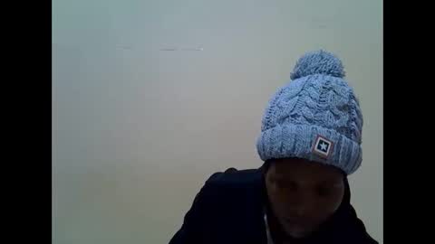 Snapshot of hot_lonnah chatting on 09/20/25, 04:13 LONNAH online show from 09/20/25, 04:13