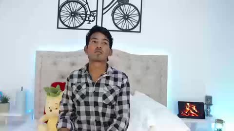 Lucas online show from 09/20/25, 08:32