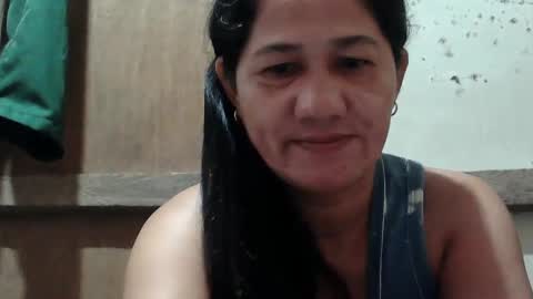 hotmama online show from 02/15/25, 08:54