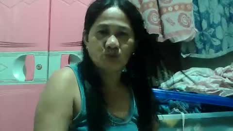 Snapshot of hot_mama09 chatting on 09/14/25, 11:42 hotmama online show from 09/14/25, 11:42