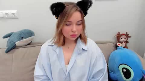 Moon online show from 02/07/26, 02:21