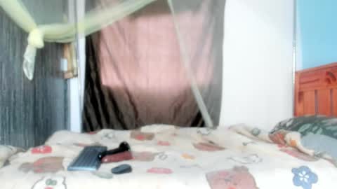 hot_moxie online show from 11/14/25, 04:22