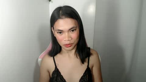hot_pauline online show from 06/18/26, 09:14