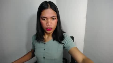 hot_pauline online show from 06/27/26, 11:54