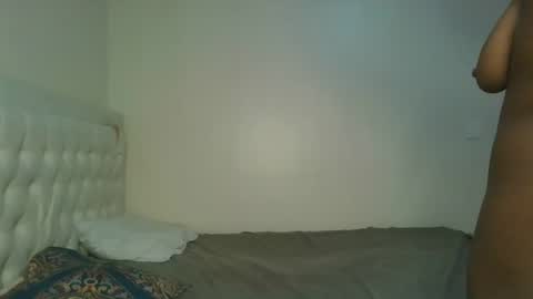 Hot petite online show from 11/01/25, 12:18