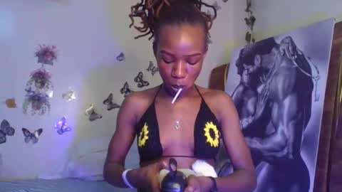 hot petite100 online show from 10/26/25, 10:25