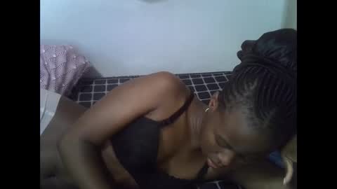 Snapshot of hot_petra2 chatting on 05/23/26, 02:39 Daddys doll online show from 05/23/26, 02:39