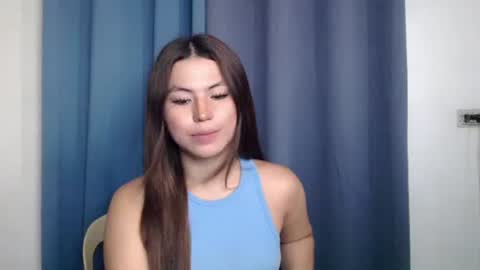 Snapshot of hot_precious_nikki chatting on 02/03/26, 01:04 Nikki online show from 02/03/26, 01:04