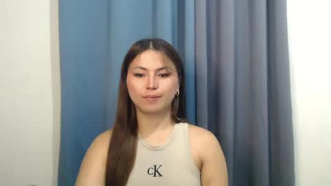 Snapshot of hot_precious_nikki chatting on 02/23/26, 05:43 Nikki online show from 02/23/26, 05:43