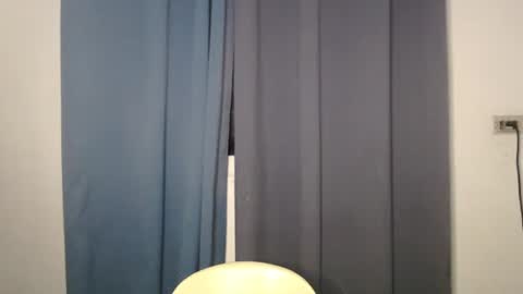 Snapshot of hot_precious_nikki chatting on 03/26/26, 12:11 Nikki online show from 03/26/26, 12:11