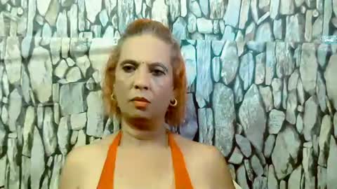 Snapshot of hot_queen58 chatting on 02/28/26, 11:33 hot queen online show from 02/28/26, 11:33
