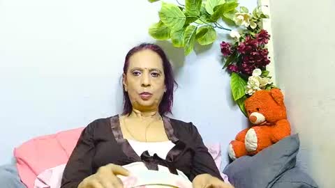 hot queen online show from 06/30/26, 02:07