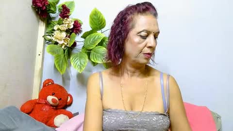 hot queen online show from 07/23/26, 03:43
