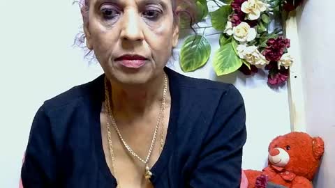 hot queen online show from 07/27/26, 04:52