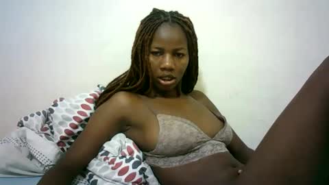 Snapshot of hot_reenor chatting on 06/10/26, 12:48 reenor online show from 06/10/26, 12:48