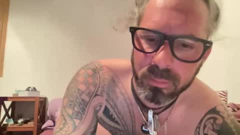 Snapshot of hot_sex83 chatting on 02/20/25, 05:40 letmedoo2 online show from 02/20/25, 05:40