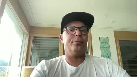 letmedoo2 online show from 05/09/26, 02:44