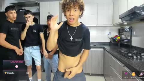 Vanesa Oliver and Andrew online show from 10/07/25, 11:35