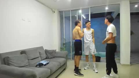 Vanesa Oliver and Andrew online show from 11/13/25, 03:38