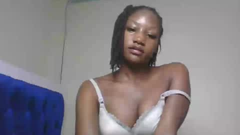 Milly online show from 06/20/26, 02:42