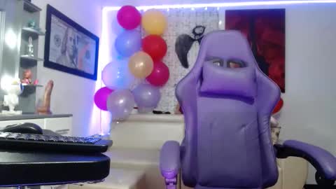 hot sexy bunny online show from 11/18/25, 01:15