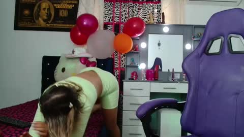 hot sexy bunny online show from 04/14/26, 03:40