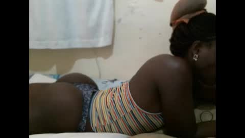 Snapshot of hot_shannia chatting on 10/24/25, 08:44 hot_shannia online show from 10/24/25, 08:44