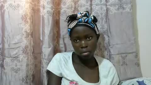 hot_shawrry online show from 01/26/25, 06:49