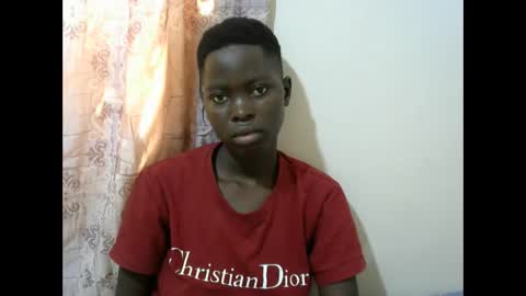 hot_shawrry online show from 02/04/25, 09:49