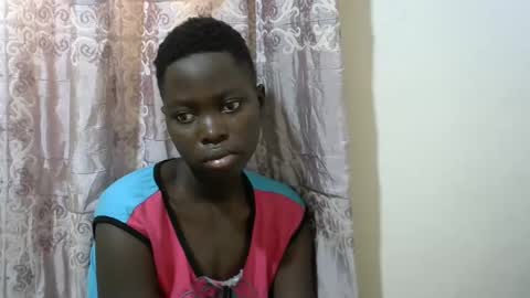 hot_shawrry online show from 02/05/25, 07:18