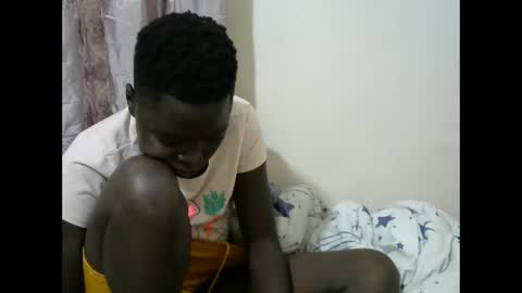 hot_shawrry online show from 02/09/25, 06:11