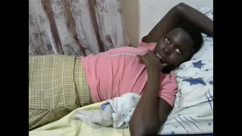 hot_shawrry online show from 03/04/25, 10:46