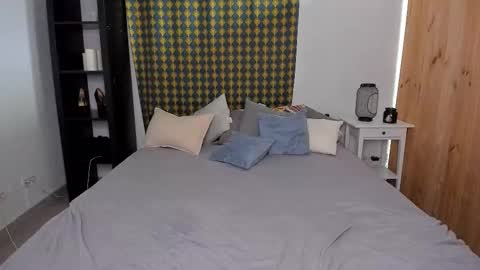 Snapshot of hot_squirtgirl chatting on 10/30/25, 02:35 Vasilisa online show from 10/30/25, 02:35