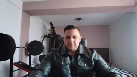Snapshot of hot_stefano1 chatting on 06/26/26, 02:43 Stefano.. online show from 06/26/26, 02:43