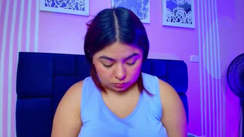 Snapshot of hot_sweetness_fire chatting on 11/19/25, 12:05 hot_sweetness_fire online show from 11/19/25, 12:05