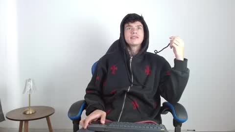 M A T E O online show from 05/19/26, 03:07