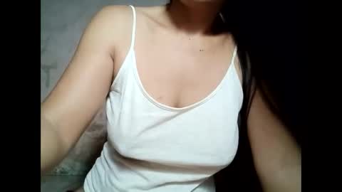 hot_warrios247 online show from 02/14/25, 08:26