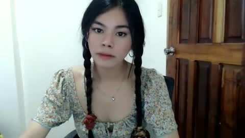 Yanna online show from 05/04/26, 04:30