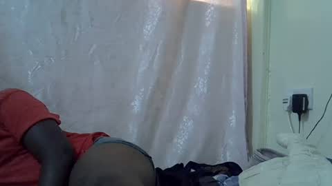 Snapshot of hot_zelinda chatting on 07/25/26, 02:03 hot_zelinda online show from 07/25/26, 02:03