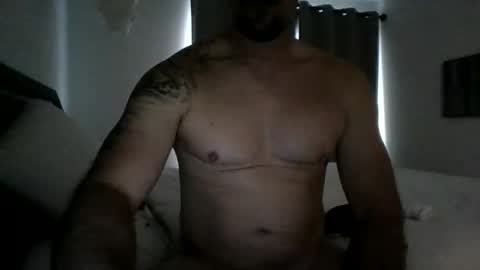 hotandhard123321 online show from 05/25/26, 11:05