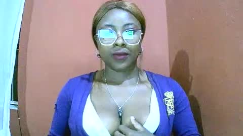 hotarian1 online show from 06/04/26, 07:25